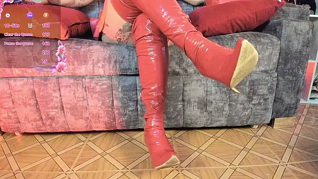 Snapshot of _LuanaDabbraccio chatting on 02/25/26, 03:43 LuanaDabbraccio online show from 02/25/26, 03:43