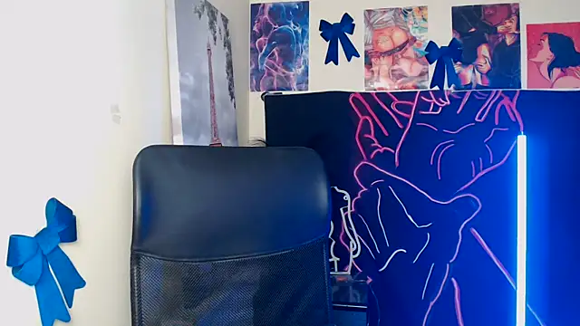 VanessaRey  online show from 04/06/26, 04:30