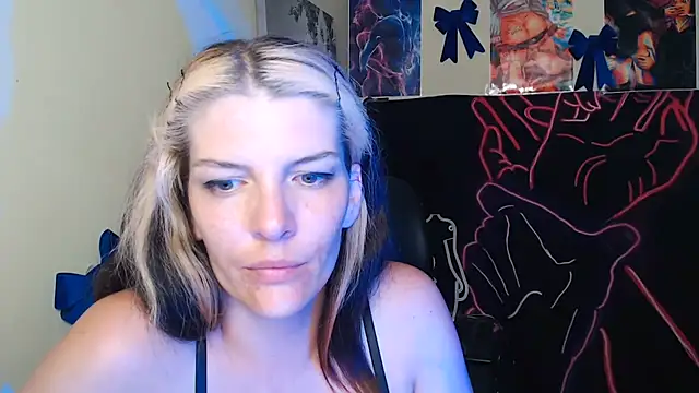 Snapshot of VanessaRey_ chatting on 07/12/26, 06:26 VanessaRey online show from 07/12/26, 06:26