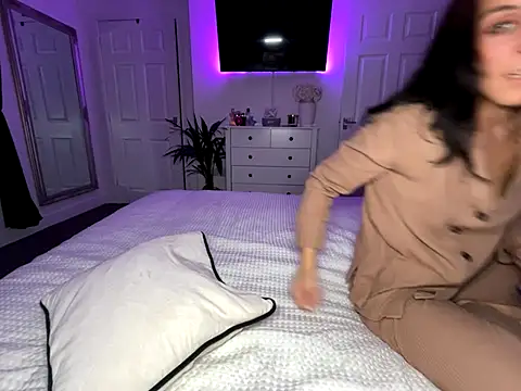 Missalex xo online show from 10/18/25, 09:04