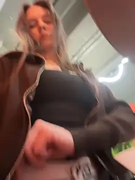 MilaBee online show from 03/11/26, 11:27