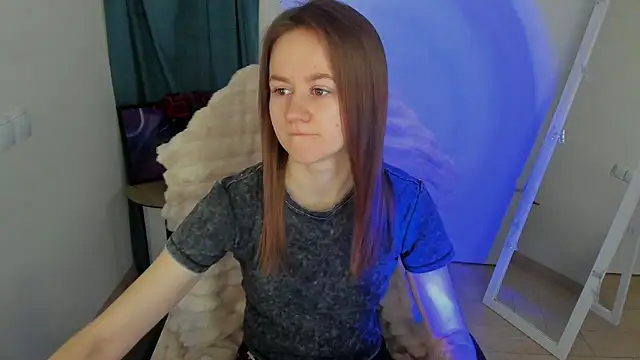 Catherine e online show from 12/03/25, 07:34