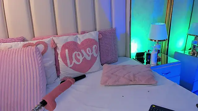 AriaJonnes  online show from 02/13/26, 02:02