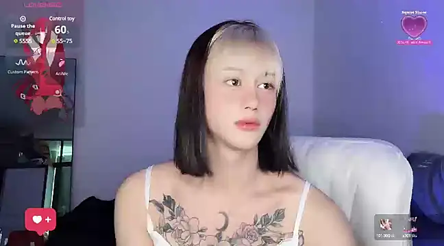 Snapshot of Rainbow-sweet chatting on 03/20/25, 11:02 Rainbow-sweet online show from 03/20/25, 11:02