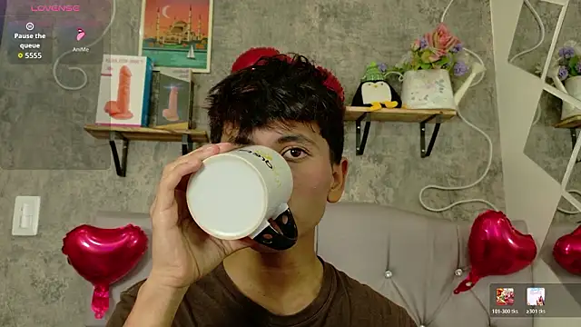 Ethan Westt online show from 02/13/26, 08:27