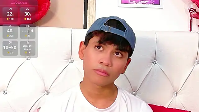 Ethan Westt online show from 02/19/26, 08:27