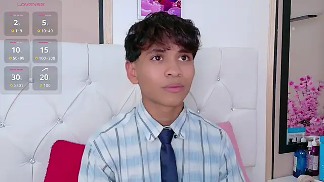 Ethan Westt online show from 04/06/26, 09:38