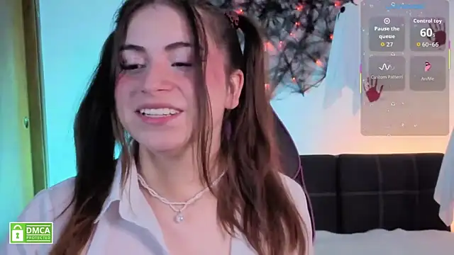 Taiga Cute online show from 10/30/25, 08:38