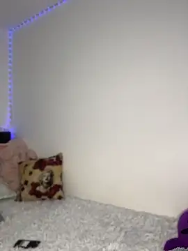 Snapshot of Deepika_padukoneNisha chatting on 05/16/26, 03:22 Deepika padukoneNisha online show from 05/16/26, 03:22