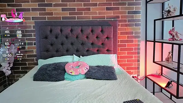 KattyPaez online show from 11/04/25, 05:23