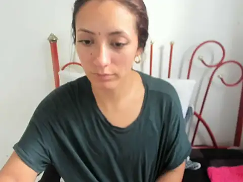 DulceXmile online show from 11/18/25, 09:41