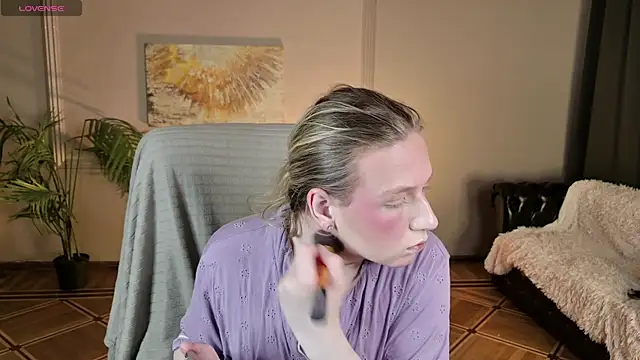 Jes Solar online show from 07/17/26, 08:57