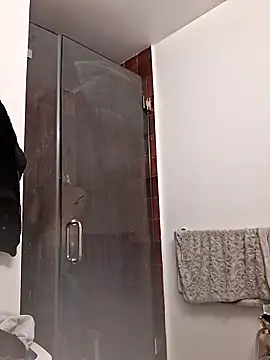 ItsBarbieBitcxxxx69 online show from 10/20/25, 05:41