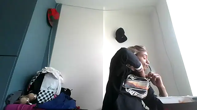 Snapshot of ItsBarbieBitcxxxx69 chatting on 02/11/26, 09:09 ItsBarbieBitcxxxx69 online show from 02/11/26, 09:09