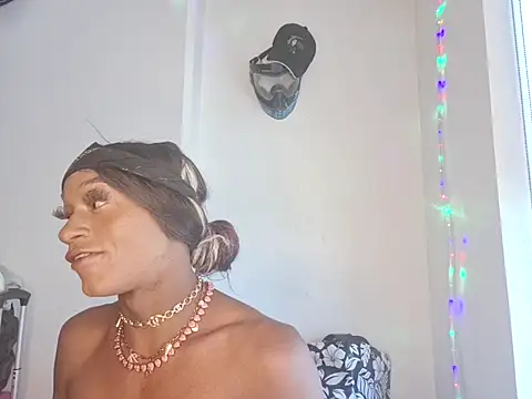 ItsBarbieBitcxxxx69 online show from 03/15/26, 06:14