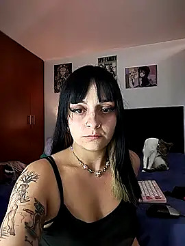 KARINNA  RAVEN online show from 09/18/25, 10:01