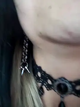 KARINNA  RAVEN online show from 04/18/26, 01:09