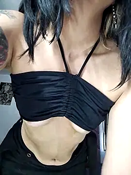 Snapshot of KARINNA__RAVEN chatting on 04/25/26, 10:29 KARINNA RAVEN online show from 04/25/26, 10:29