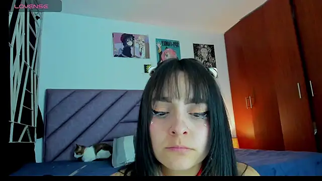 Snapshot of KARINNA__RAVEN chatting on 05/17/26, 12:30 KARINNA RAVEN online show from 05/17/26, 12:30