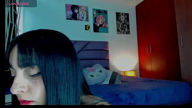 Snapshot of KARINNA__RAVEN chatting on 05/21/26, 09:44 KARINNA RAVEN online show from 05/21/26, 09:44