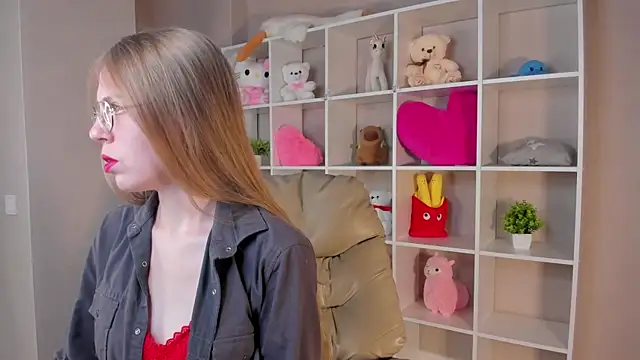 Joann Shermann online show from 09/11/25, 12:44