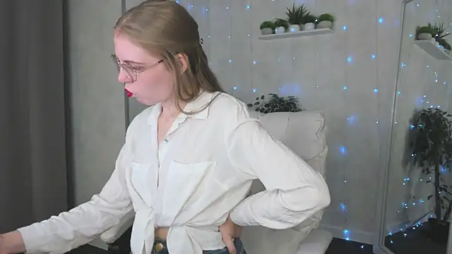 Joann Shermann online show from 10/23/25, 01:16