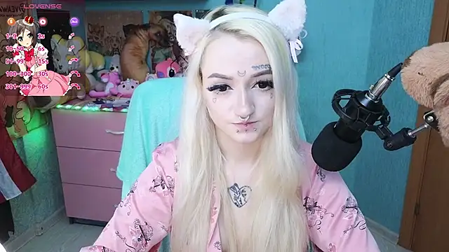 Manuela unicorn online show from 03/19/25, 03:41