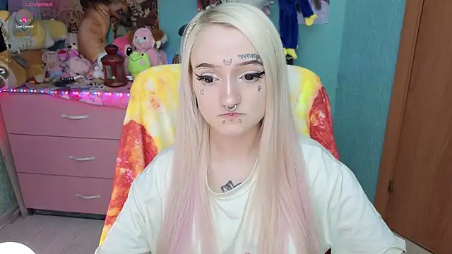 Manuela unicorn online show from 11/26/25, 03:18