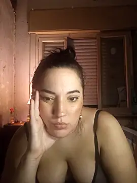 myla rommer1 online show from 03/23/25, 01:09