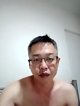 akumasian online show from 10/21/25, 11:44