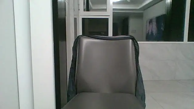 Snapshot of nole_china7 chatting on 04/25/26, 01:41 nole china7 online show from 04/25/26, 01:41