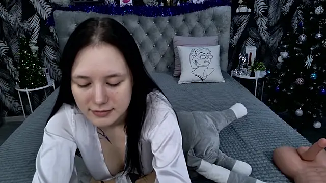 CarolineTenders online show from 12/23/25, 01:14