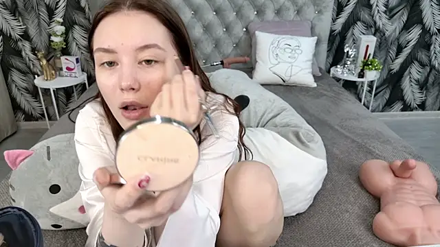 CarolineTenders online show from 01/15/26, 01:21