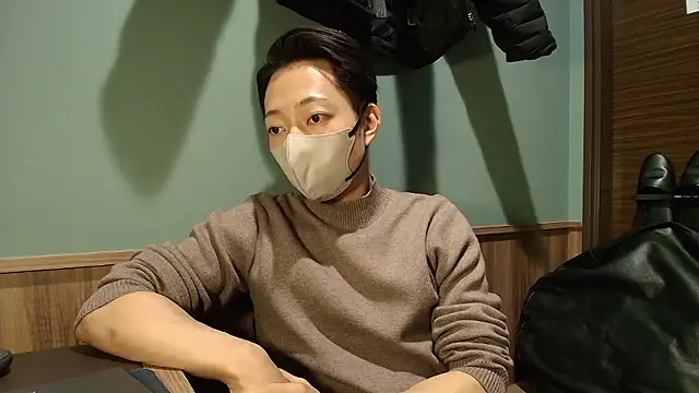 i am Hiro online show from 02/13/26, 03:35