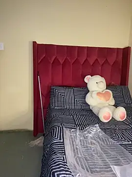 YummyMelanin117 online show from 09/27/25, 09:42