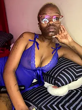 YummyMelanin117 online show from 01/07/26, 12:51