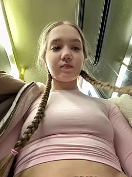 bambi lu online show from 11/28/25, 06:10