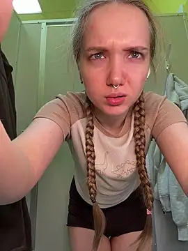 bambi lu online show from 04/11/26, 06:45