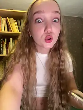 bambi lu online show from 04/17/26, 06:33