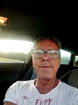 Deddyitalia3 online show from 06/17/26, 05:58