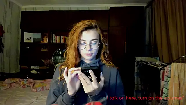 AngelaSwan online show from 10/18/25, 03:24