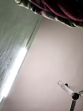 Eshwari Chopra online show from 10/24/25, 02:30