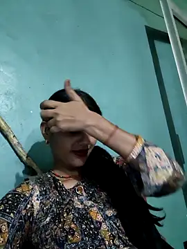 Eshwari Chopra online show from 11/02/25, 03:42