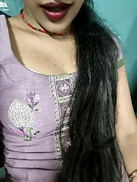 Snapshot of Eshwari_Chopra chatting on 05/11/26, 05:43 Eshwari Chopra online show from 05/11/26, 05:43
