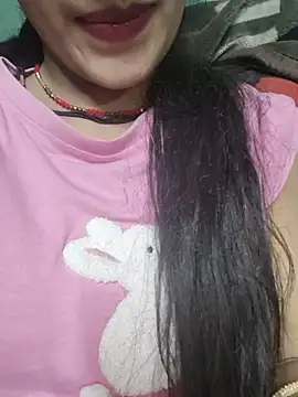 Snapshot of Eshwari_Chopra chatting on 05/29/26, 04:27 Eshwari Chopra online show from 05/29/26, 04:27
