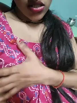 Snapshot of Eshwari_Chopra chatting on 06/08/26, 01:28 Eshwari Chopra online show from 06/08/26, 01:28