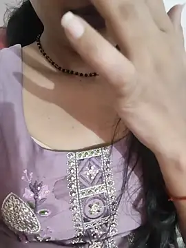 Snapshot of Eshwari_Chopra chatting on 06/20/26, 11:51 Eshwari Chopra online show from 06/20/26, 11:51