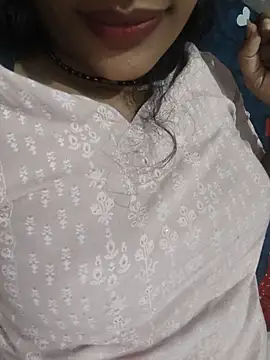 Snapshot of Eshwari_Chopra chatting on 07/01/26, 02:29 Eshwari Chopra online show from 07/01/26, 02:29