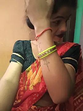 Snapshot of Eshna_Dabral chatting on 09/16/25, 04:52 Eshna Dabral online show from 09/16/25, 04:52