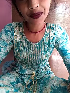 Snapshot of Eshna_Dabral chatting on 10/03/25, 09:06 Eshna Dabral online show from 10/03/25, 09:06